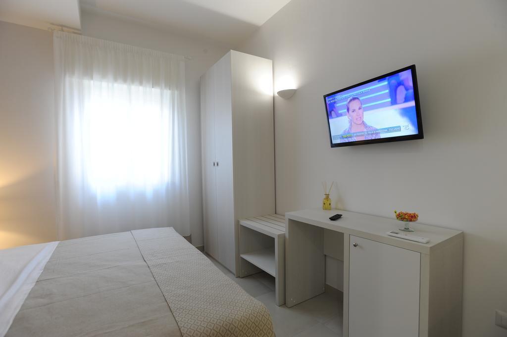 Hotel Filo Di Vento Porto Cesareo Exterior foto