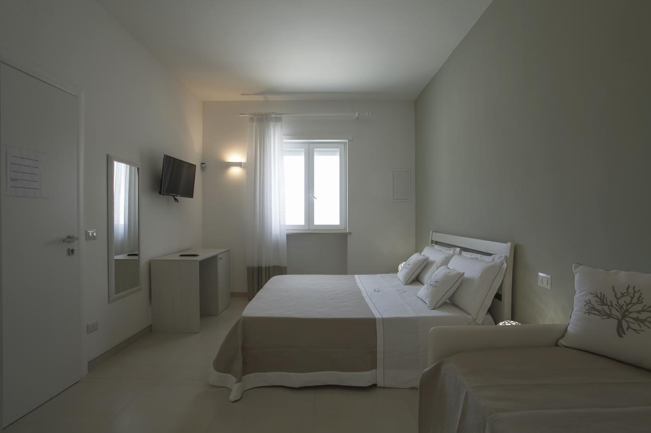Hotel Filo Di Vento Porto Cesareo Exterior foto